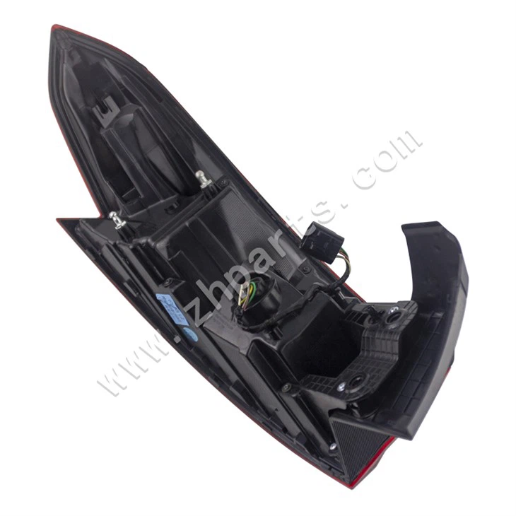 Car Parts Taillight Taili Lamp Fog Lamp Left 4133103XKQ00A 4133104XKQ00A 4133101XKQ00A 4133102XKQ00A For HAVAL Great Wall F7X